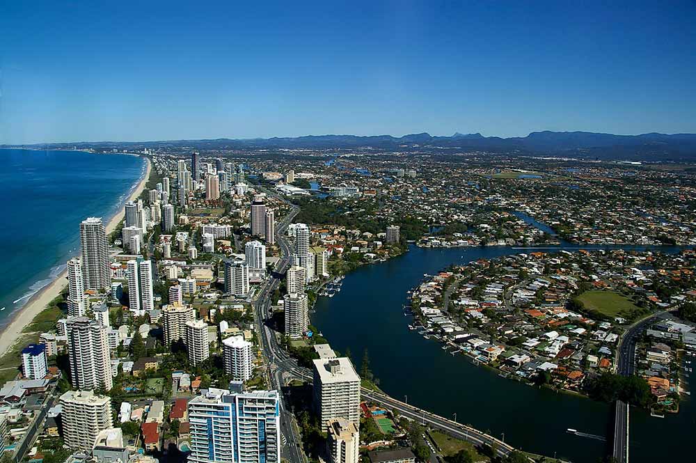places to visit in queensland